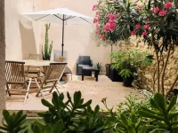 Maison de Village Avec Vue! فنادق في Eguilles