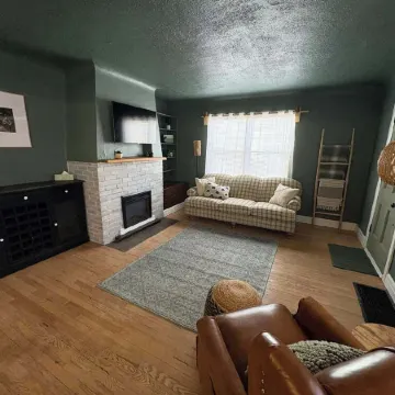 The Clover Cottage - Rolla's St.Pat's Themed house near S&T, Acorn Trail & more!