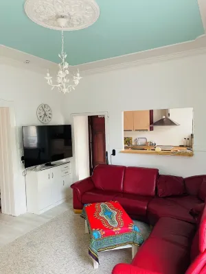 Troisdorf - City - 145 sqm - 6 persons Hotels in Troisdorf