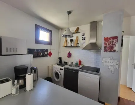 T2 Avignon Climatisé Intra Muros Spacieux et Lumineux Отели рядом с Аэропорт Авиньон-Комон