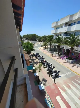 FORMENTERA SUITTE 3 Отели рядом с достопримечательностью «Форментера»