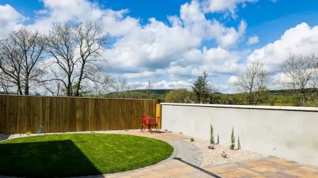 The Halt @ Halfway House Country Pub Отели в г. Баллимина