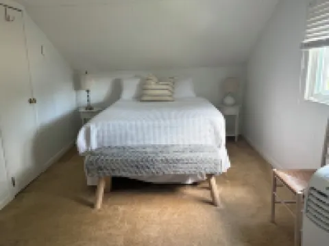 Wampler’s Lake Adorable 3-bedroom Lakefront Cottage 🏡🐟🛶☀️ Hotels in Lenawee County