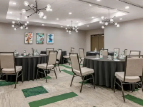 Cambria Hotel St Petersburg-Madeira Beach Marina Hotels in Madeira Beach