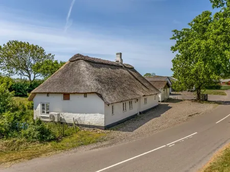 "Aughe" - 25km from the Sea