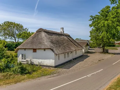 "Aughe" - 25km from the Sea