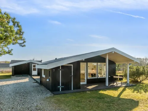 "Mirkka" - 200m from the sea