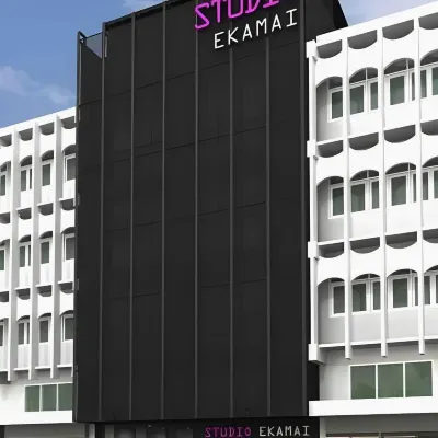 Studio Ekamai Hotels near Ekkamai Eastern Bus Terminal