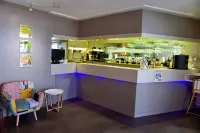 Logis Hôtel le Pélican & Son Restaurant