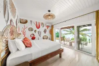 King’s Crown – Luxury Waterfront Estate on Harbour Island, Bahamas Hotels in 