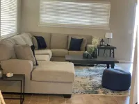 Cheerful 3br, 2ba just blocks to the beach!