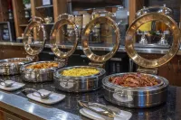 Best Western Plus Chocolate Lake Hotel - breakfast