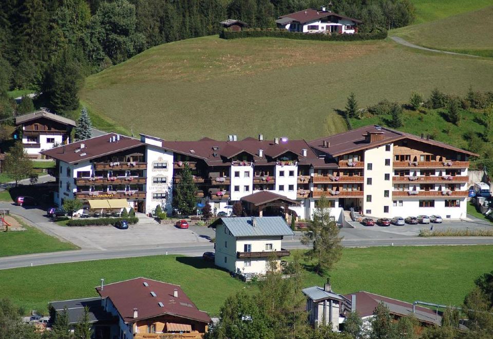 hotel overview picture