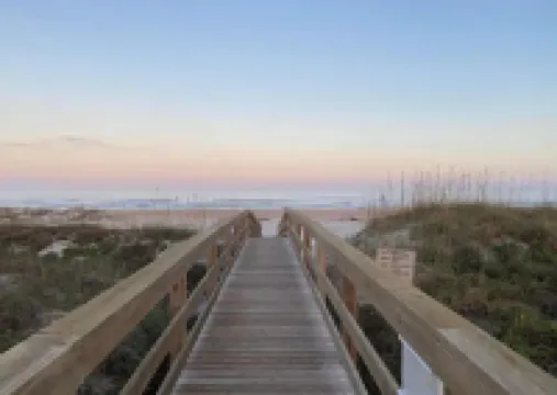 The New Sailor- BeachFront, 2 pools, 5 jacuzzis