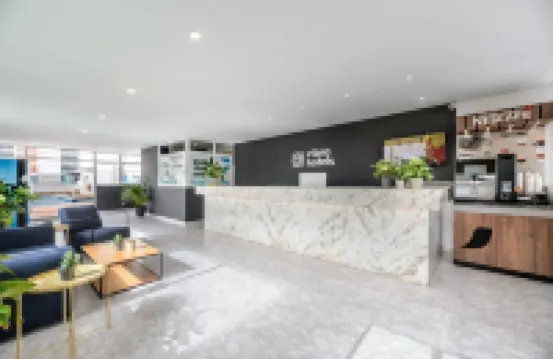 Hotel Apartamentos Vibra Central City - Adults Only