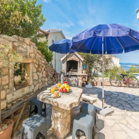 Apartments Lilly - Two Bedroom Apartment with Terrace and Sea View