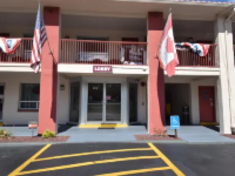 Knights Inn Oswego East Hoteles en Oswego