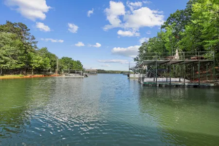 Milltown Cove Escape on Lake Hartwell