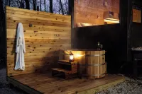 Postcard Cabins Starved Rock Hotels in Naplate