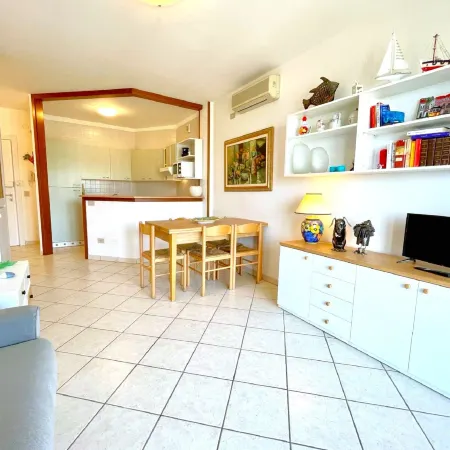 Apartment near Venice with Sandy Beaches