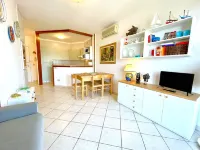 Apartment near Venice with Sandy Beaches