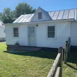 Treasured Moments Tiny Cabin Cottage in town and close to everything... Hotel a Page County