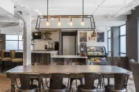 EnVision Hotel Boston-Everett Hotels in Malden