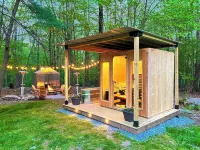 Lakeside Home Hot Tub + Heated Pool on Private 5 Acres