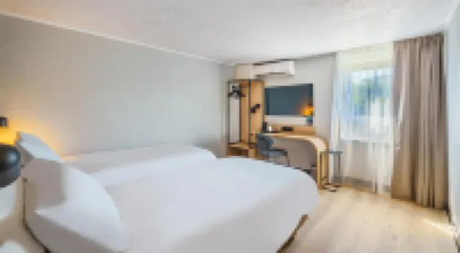 Campanile NATURE - Dijon Est Saint-Apollinaire Hotels in Cete-d'Or