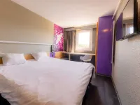 Ibis Vesoul Hotel a Comberjon