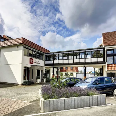 Hotel Rennschuh Hotels near Suedstadt