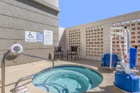 Holiday Inn Express & Suites PHOENIX DWTN - STATE CAPITOL by IHG - spa