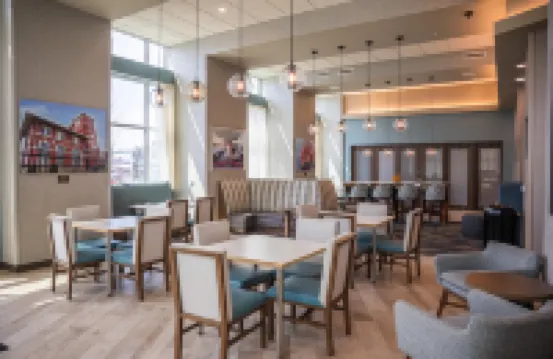 Hampton Inn & Suites Erie/Bayfront