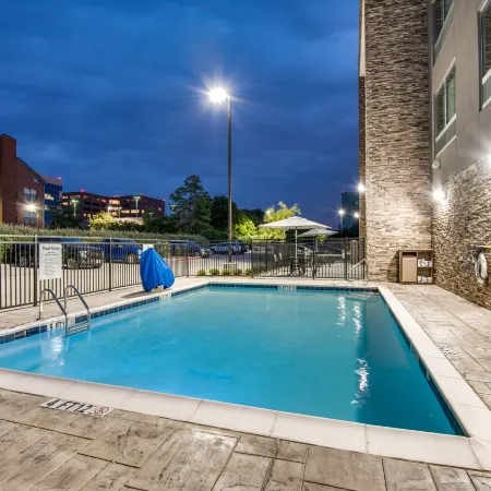 Holiday Inn Express & Suites DALLAS NORTH - ADDISON by IHG