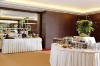 InterContinental Hotels MZAAR (MOUNTAIN RESORT & SPA) by IHG - breakfast