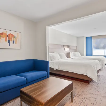 Holiday Inn Express & Suites Mount Airy by IHG