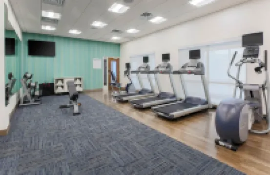 Holiday Inn Express & Suites CHICAGO O'HARE AIRPORT by IHG