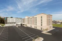 紐約阿伯尼克羅斯蓋茨商場Homewood Suites by Hilton - 停車場