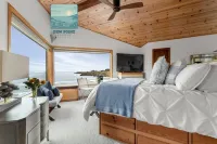 Dew Point Retreat, by Vinifera Homes