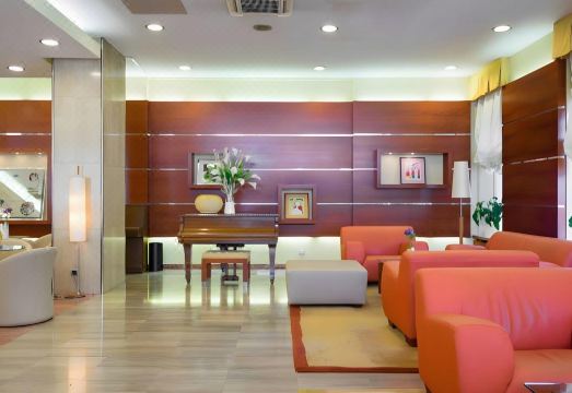 4. 호텔 라구나 자..