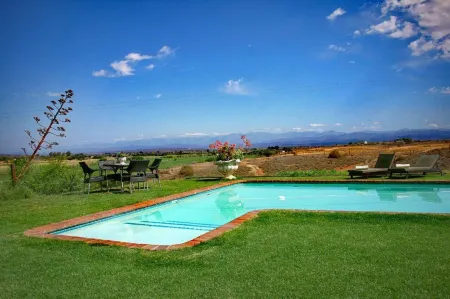 De Denne Country Guest House Отели рядом с достопримечательностью «Highgate Ostrich Show Farm»