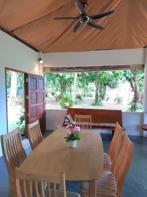 Serene Beach House on Ko Yao Noi with Private Garden - غرفة مطلة على الجبل