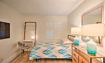 Luxe Naples Escape Walk to Beach and Downtown!