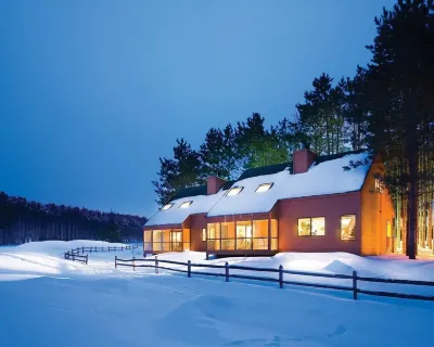 Bluegreen Vacations Christmas Mountain Village, an Ascend Collection Resort Отели рядом с достопримечательностью «Mt. Olympus - Indoor Water Park»