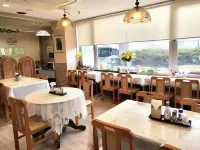 Business Hotel Goi Hills - servizio colazione