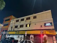 Hotel New Brás Hotels near Pari
