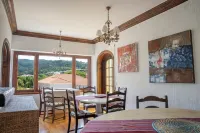 Moby Dick Lodge Colares