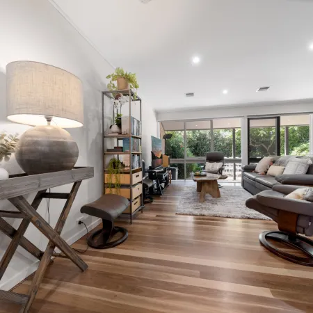 Gorgeous 2-Bed Townhouse with Patio, BBQ & Parking