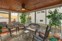 Walk Everywhere! Dtwn Washmo Home Near Wineries - 3-Star