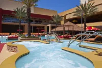Golden Nugget Biloxi - Hot Tub